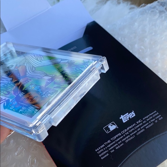 Topps PROJECT 2020 Card - 1984 Don Mattingly - Picture 8 of 8